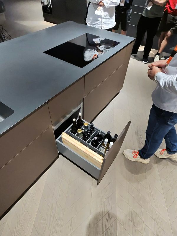 În fabricile Blum din Austria, foto 6
